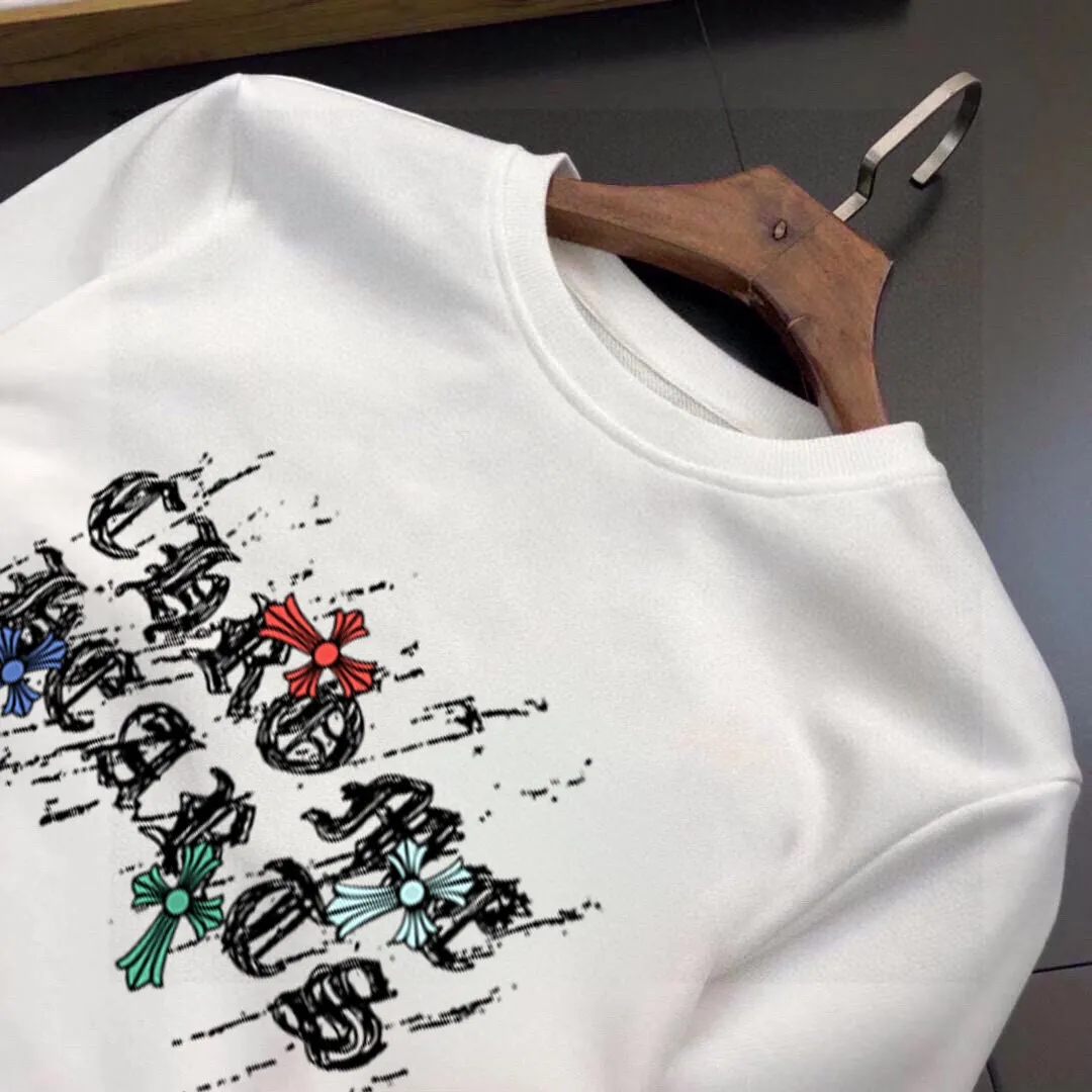 🅿️380 [Cro Heart] (Gospel for Fatty) hot-selling suit is coming. Focus on the original version of the official website. 2025 new hot-selling sweatshirt suit. The original order is the best. 🇭🇰The meticulous work of top designers for a fitting and perfect upper body effect. All-natural high-quality Roman cotton 100%, close-fitting comfort, noble and elegant! Original hardware embodies elegance and nobility! Counter size: M-5XL (maximum wear up to 220 pounds)